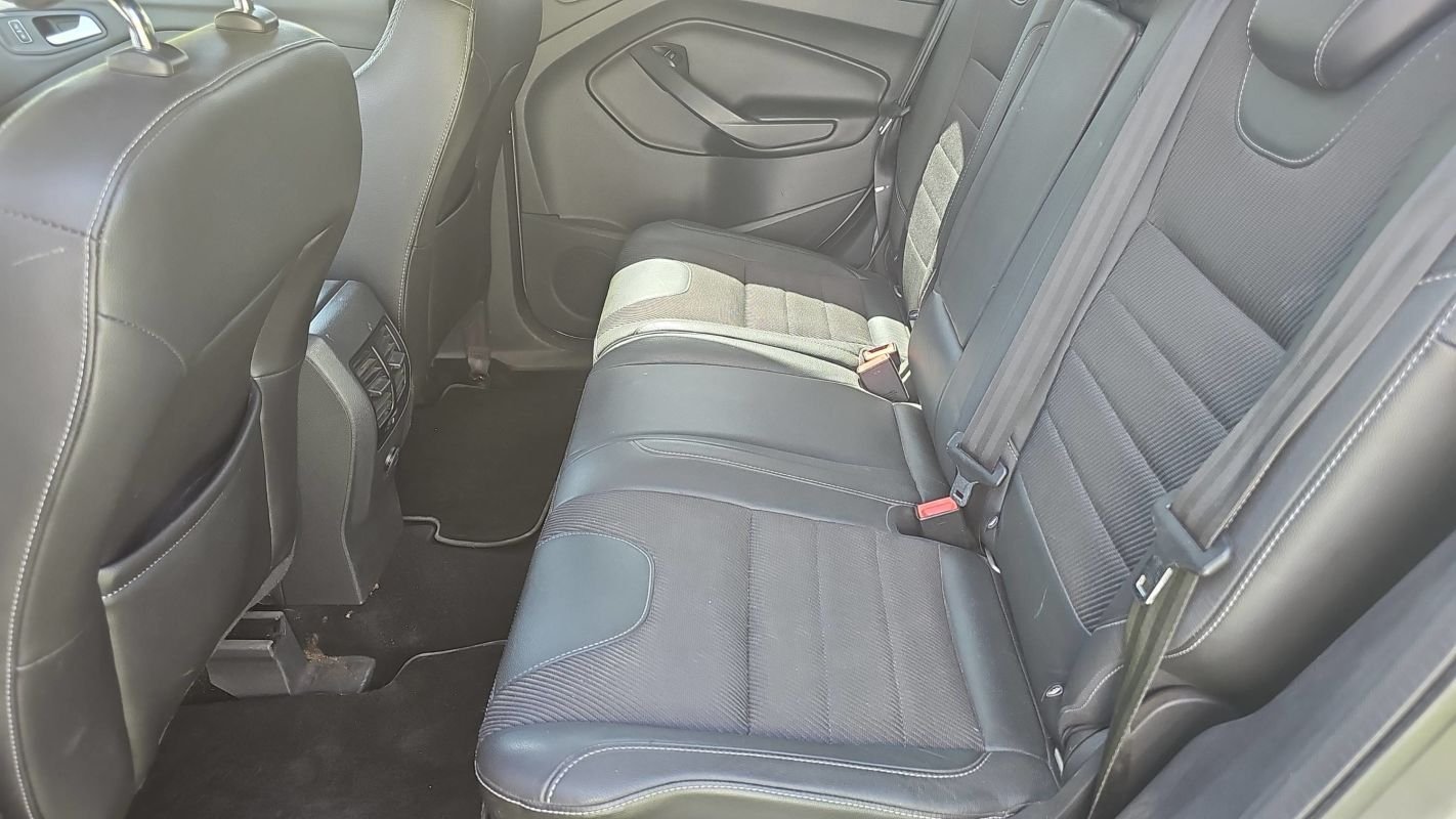 Ford Kuga - Photo 9