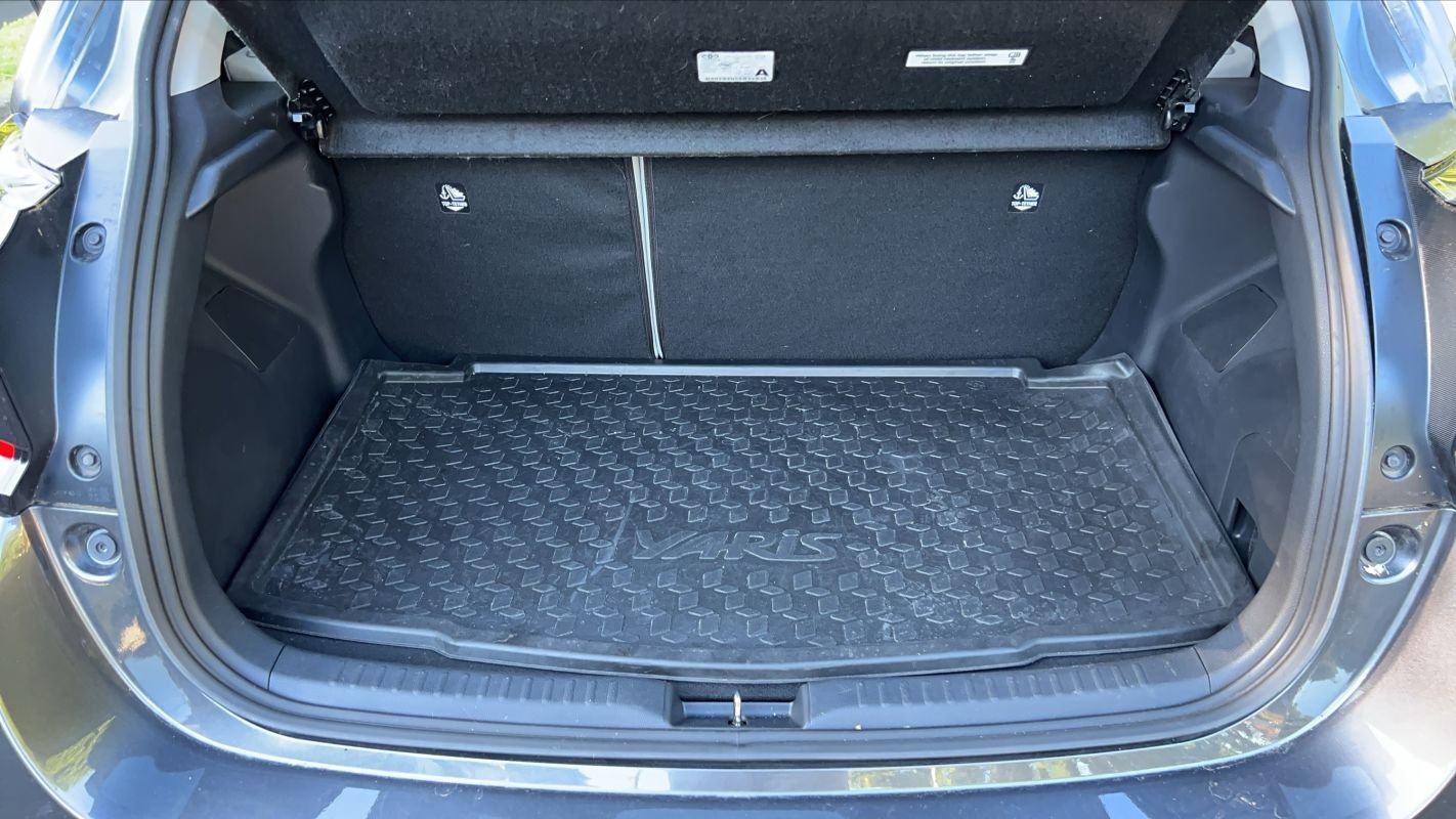 Toyota Yaris - Photo 14