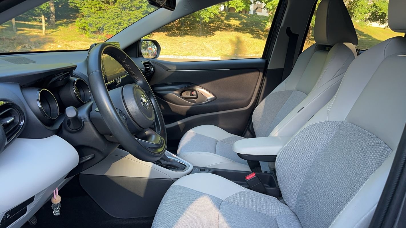 Toyota Yaris - Photo 25