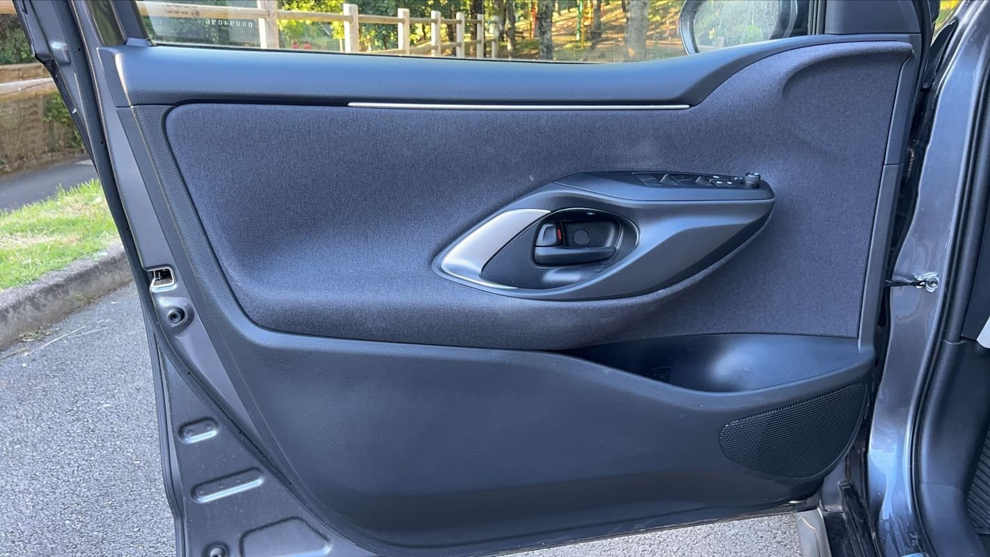 Toyota Yaris - Photo 7