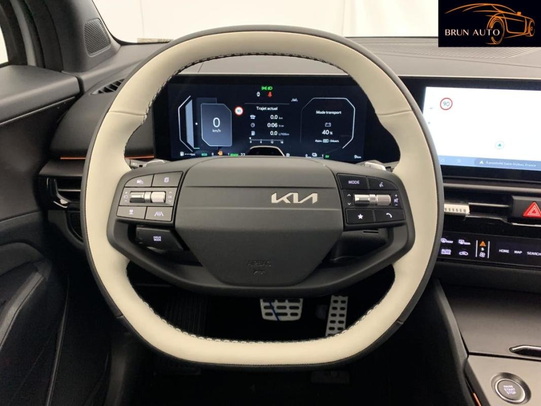 Kia Sportage - Photo 14