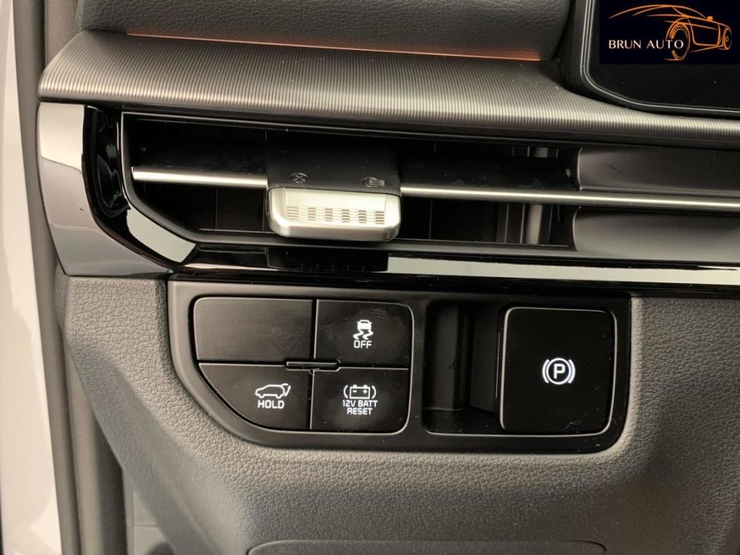 Kia Sportage - Photo 18