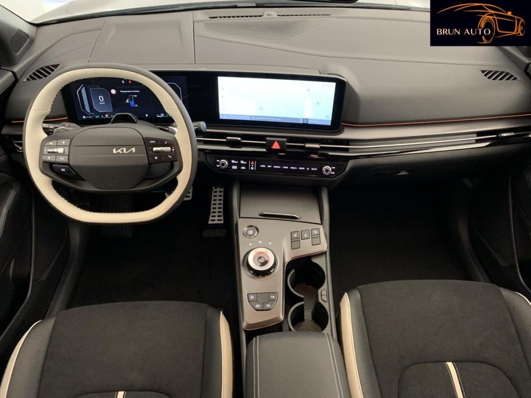 Kia Sportage - Photo 38