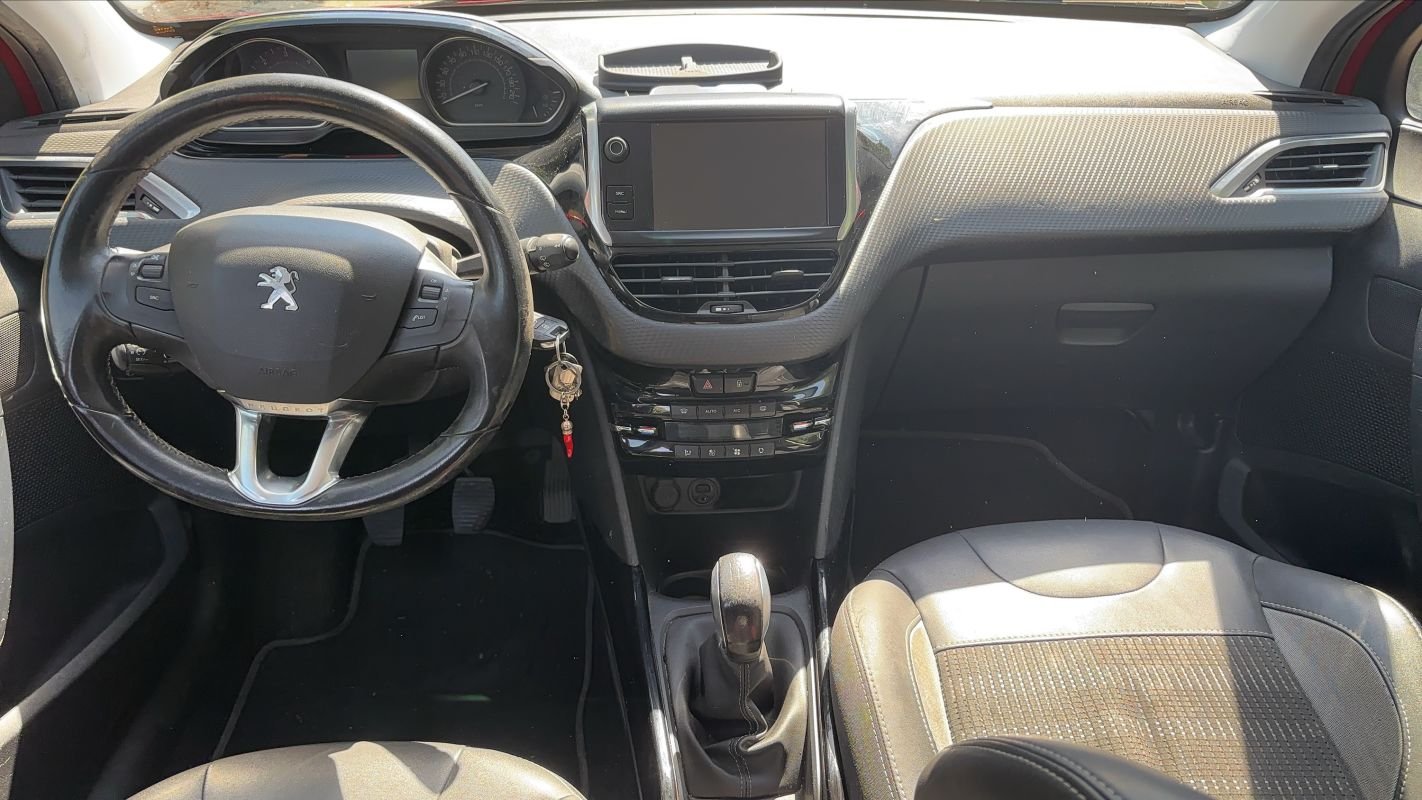 Peugeot 2008 - Photo 11