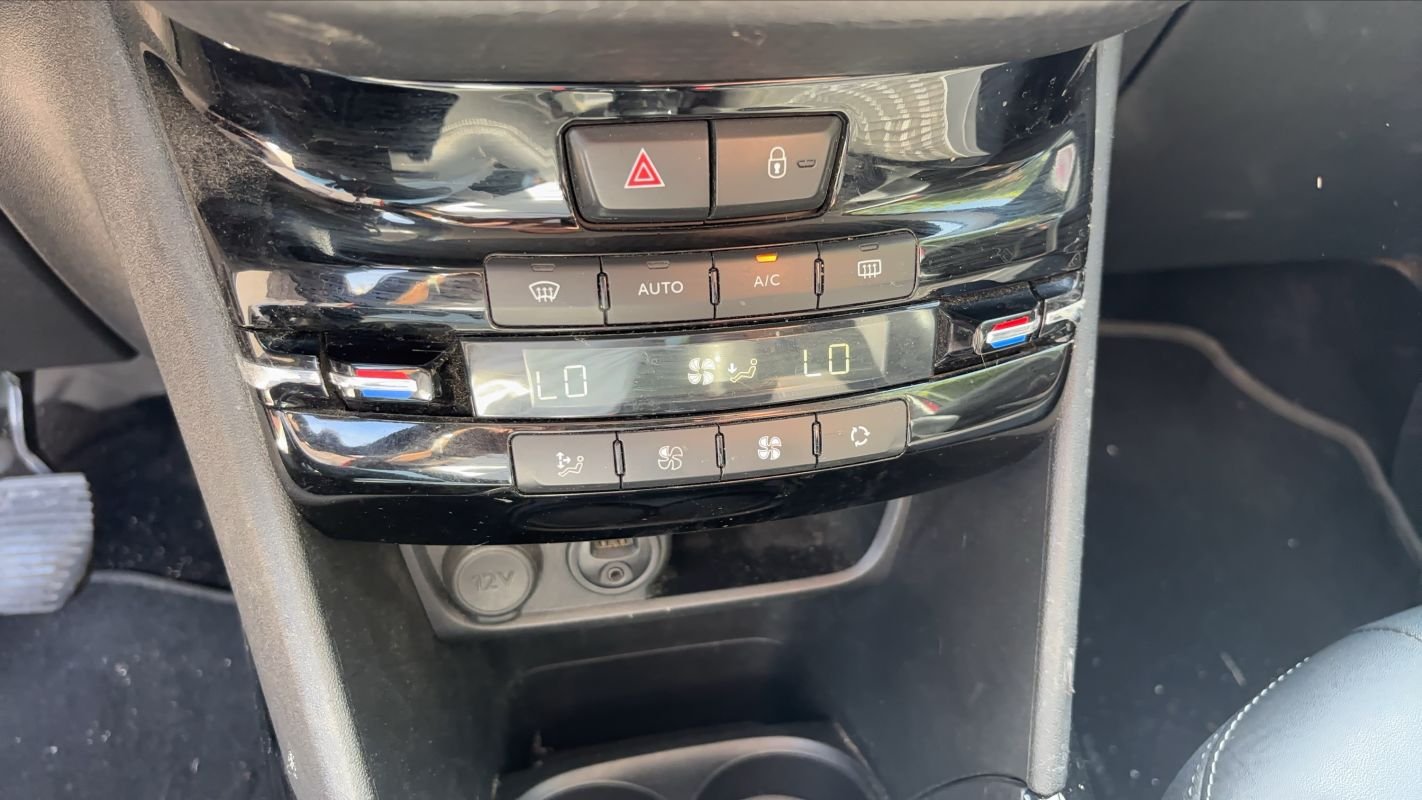 Peugeot 2008 - Photo 13