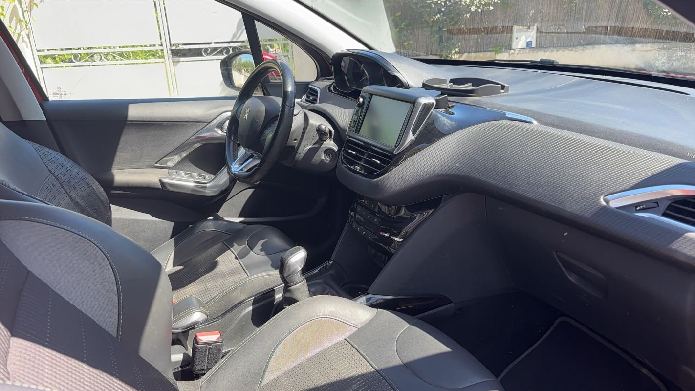 Peugeot 2008 - Photo 10