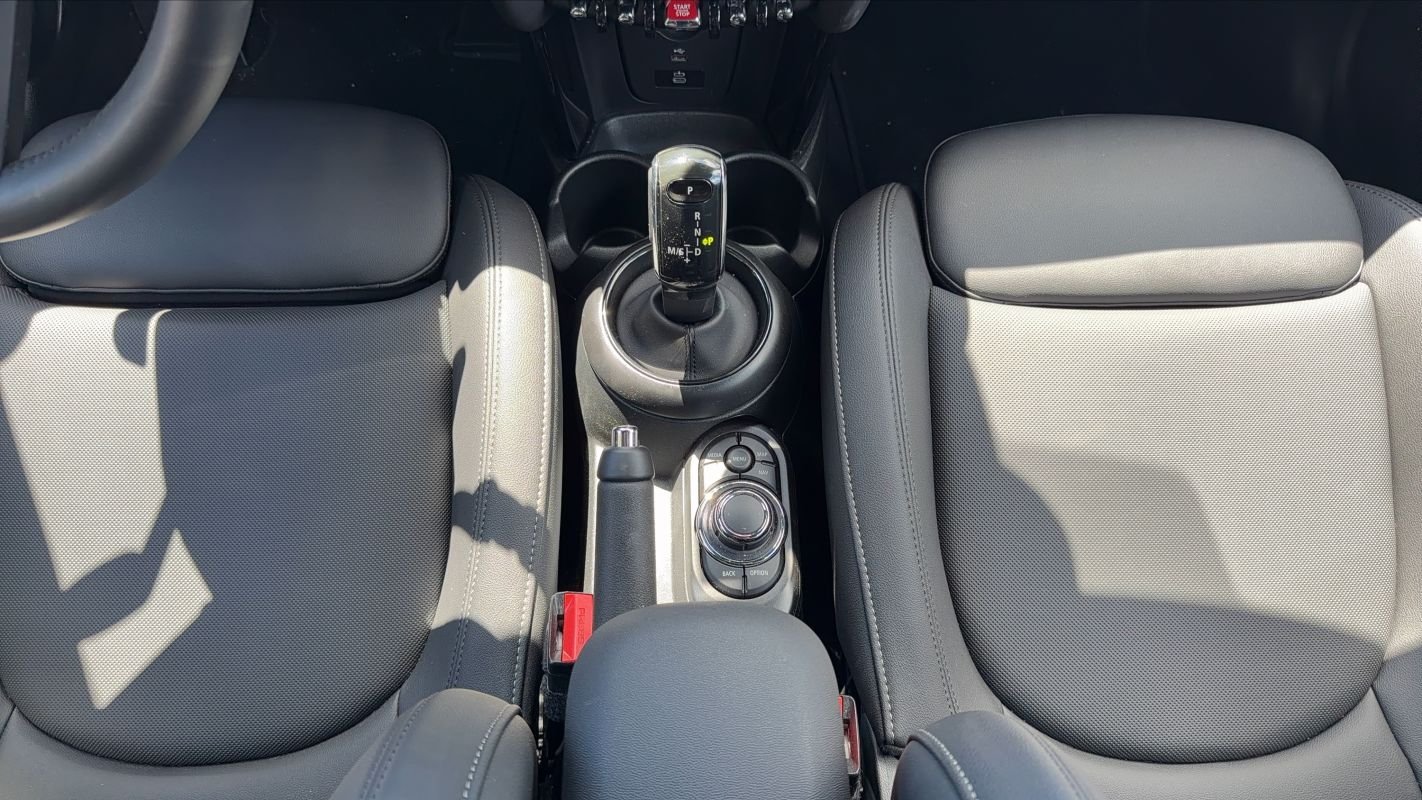 Mini Cabrio - Photo 13