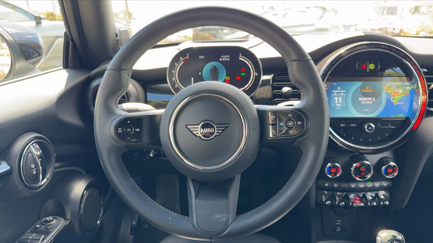 Mini Cabrio - Photo 23