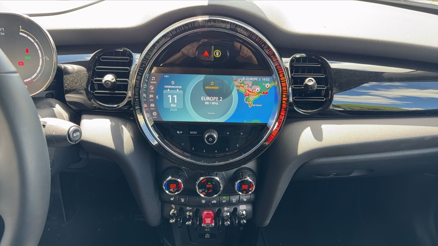 Mini Cabrio - Photo 24