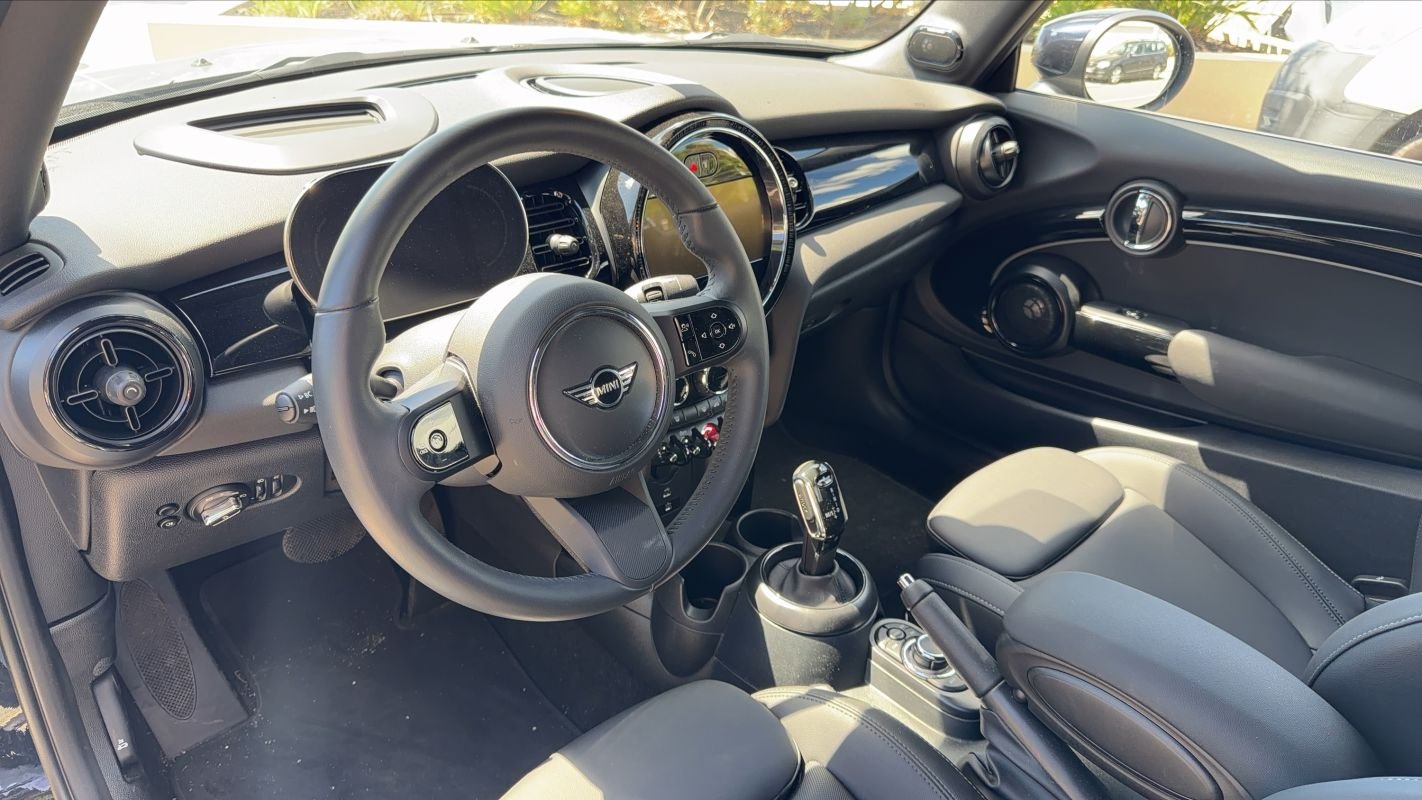 Mini Cabrio - Photo 8