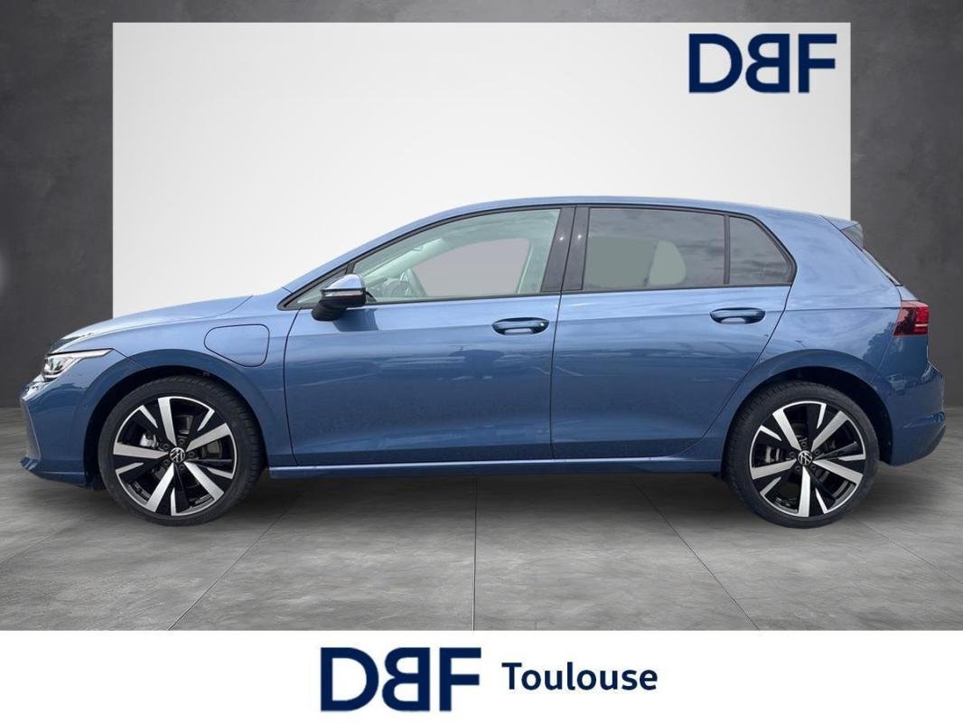 Volkswagen Golf - Photo 2
