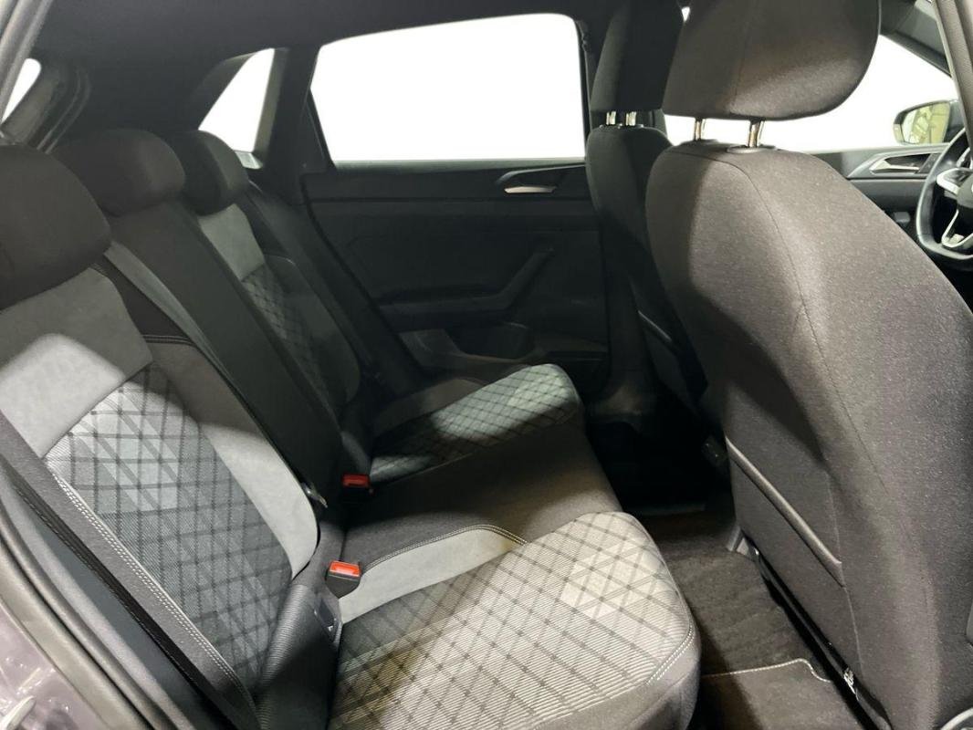 Volkswagen Polo - Photo 23