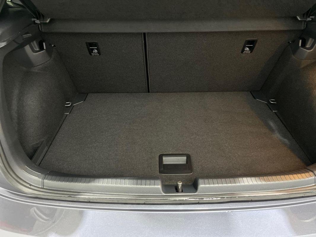 Volkswagen Polo - Photo 31
