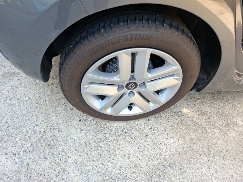 Renault Clio - Photo 13