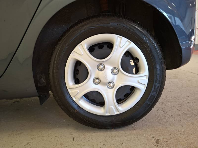 Kia Picanto - Photo 12