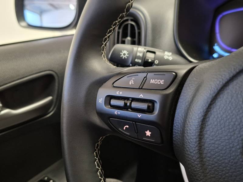 Kia Picanto - Photo 24