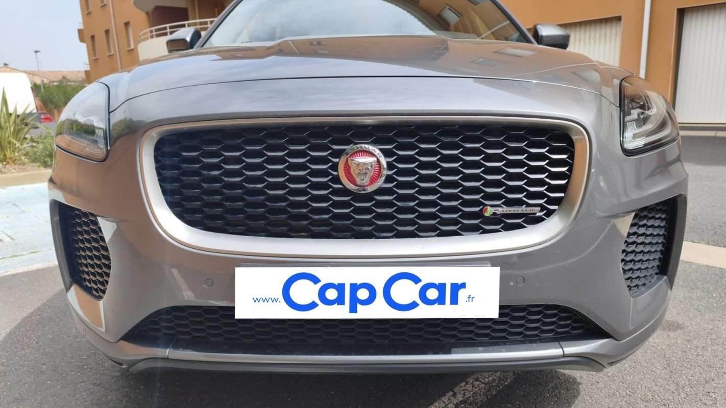 Jaguar E-PACE - Photo 20