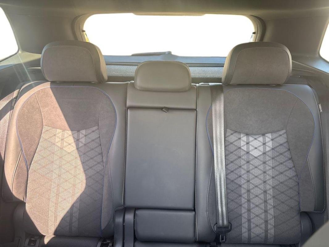 Volkswagen Tiguan - Photo 22