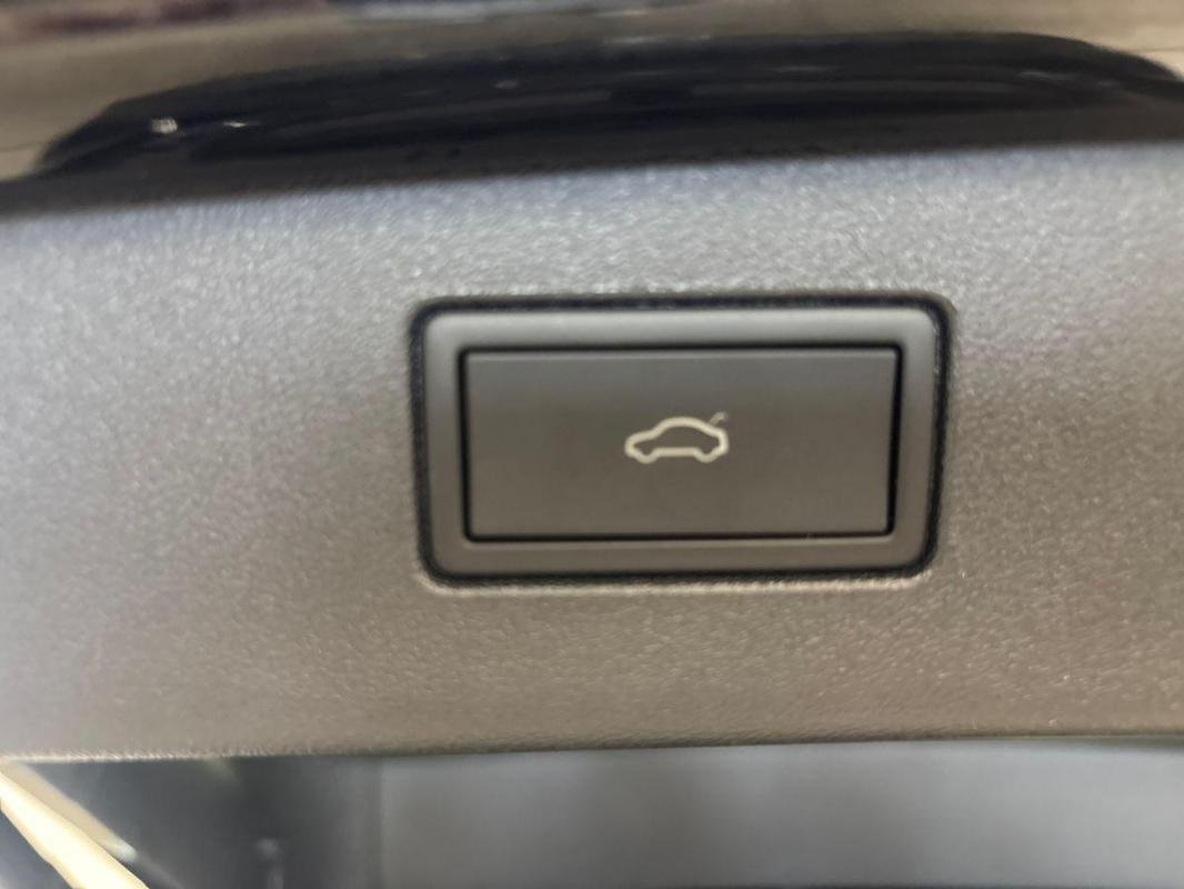Volkswagen Tiguan - Photo 33