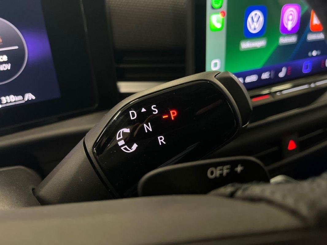 Volkswagen T-Roc - Photo 11