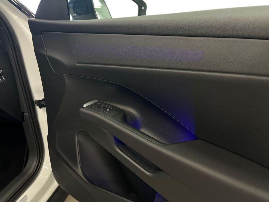 Volkswagen T-Roc - Photo 15