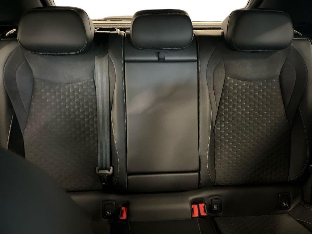 Volkswagen T-Roc - Photo 22