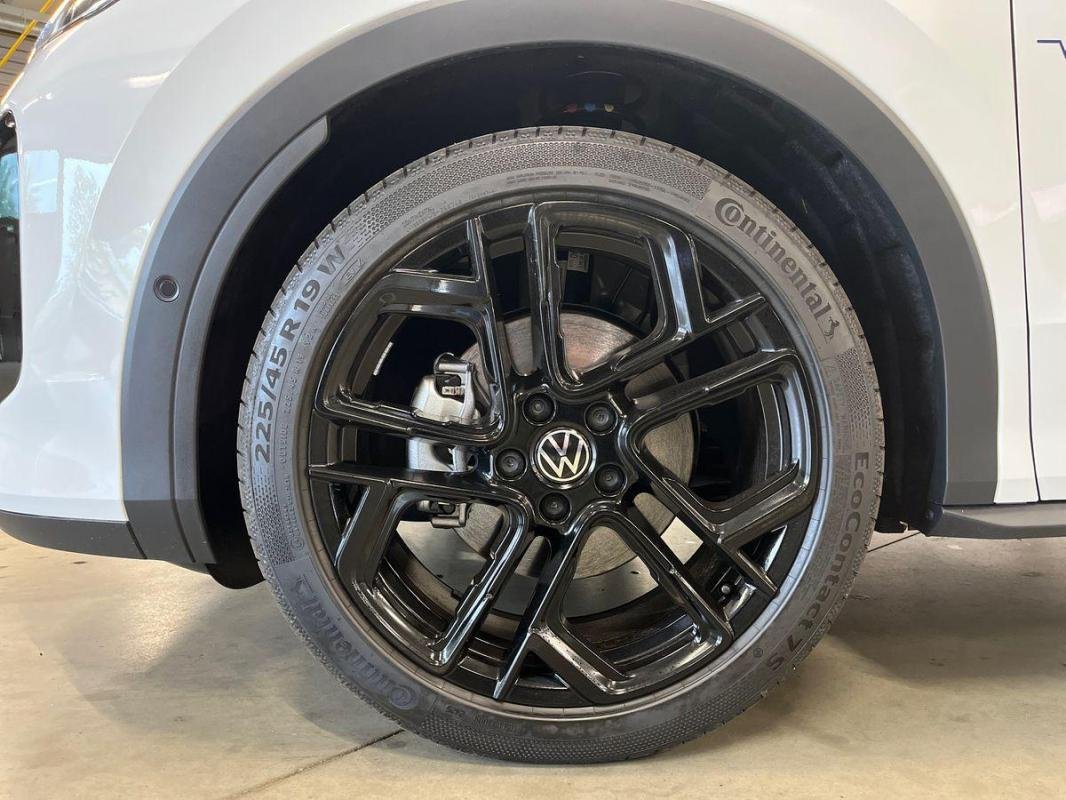 Volkswagen T-Roc - Photo 29