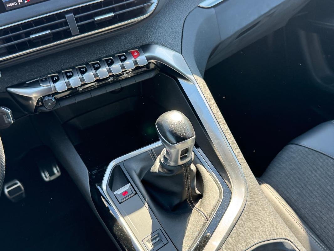 Peugeot 3008 - Photo 11