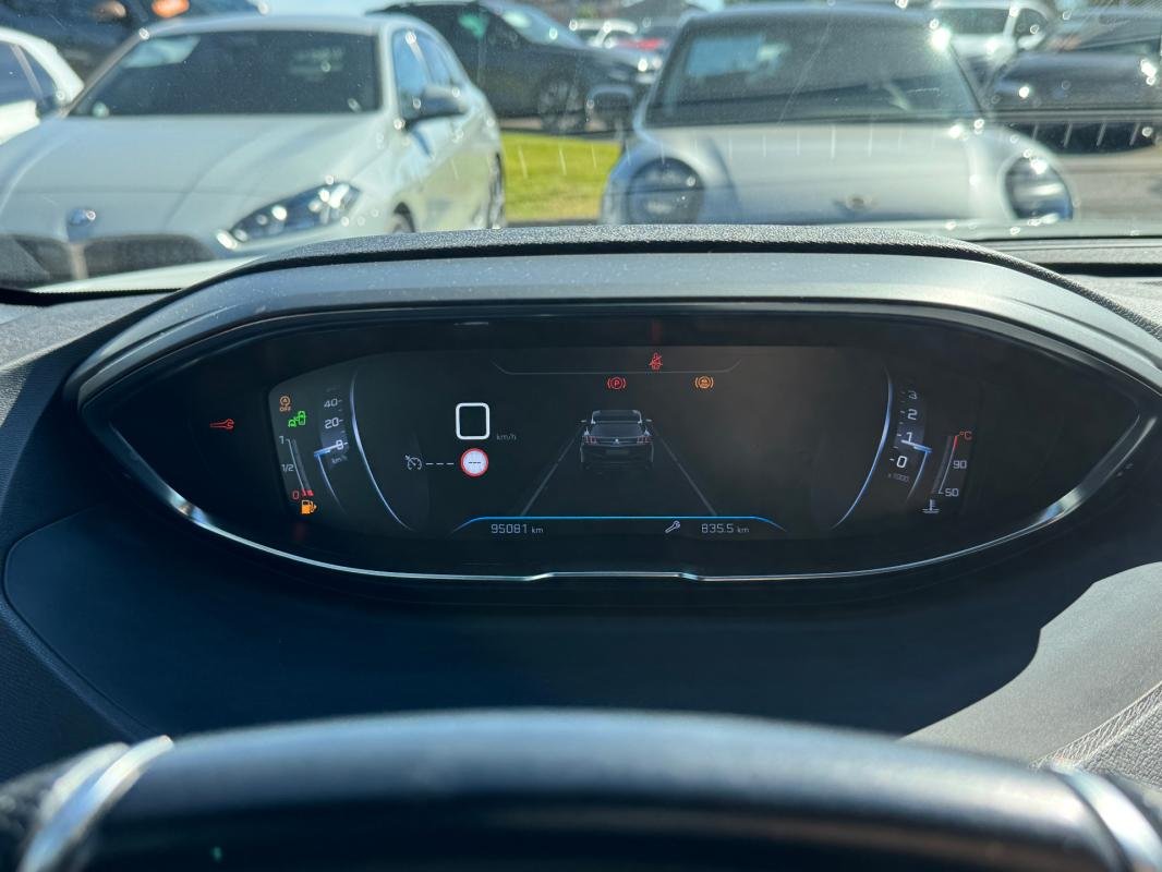 Peugeot 3008 - Photo 8