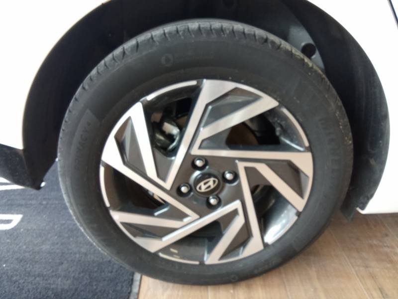 Hyundai i20 - Photo 16