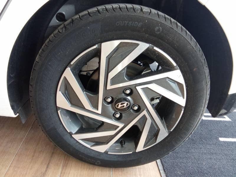 Hyundai i20 - Photo 17