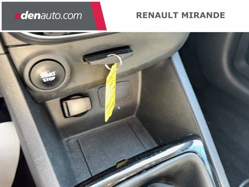 Renault Clio - Photo 32
