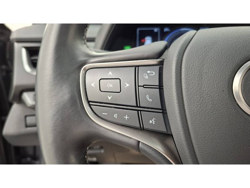 Lexus UX - Photo 28