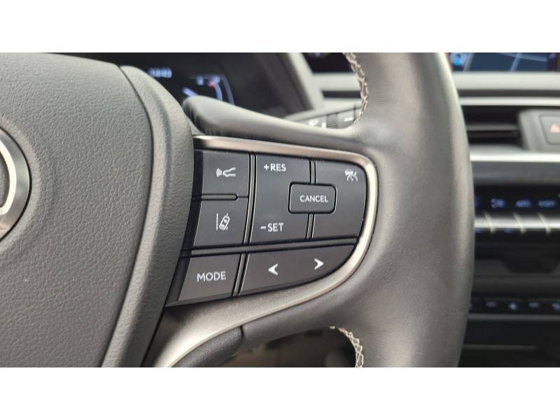 Lexus UX - Photo 29
