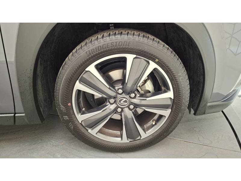 Lexus UX - Photo 44