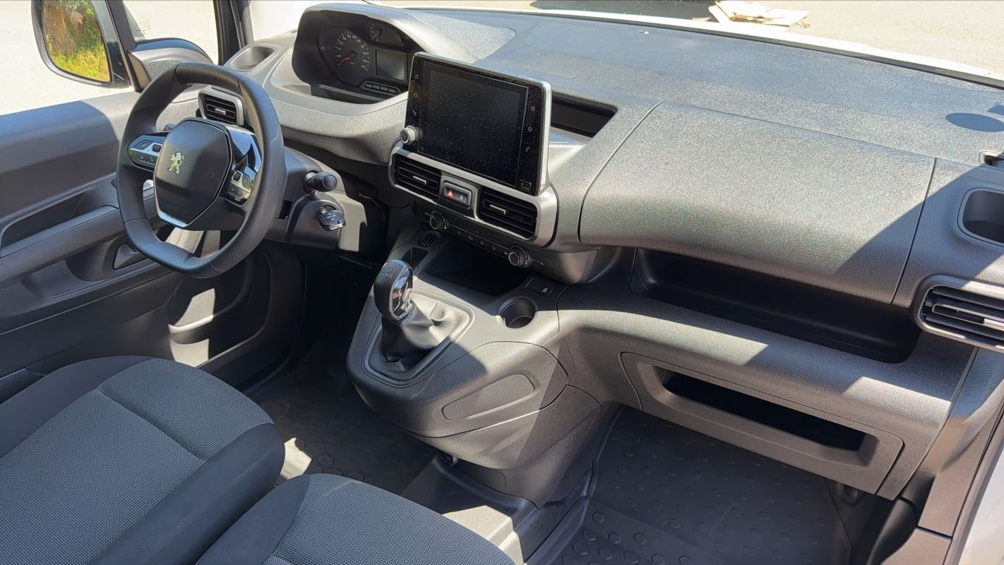 Peugeot Partner - Photo 10