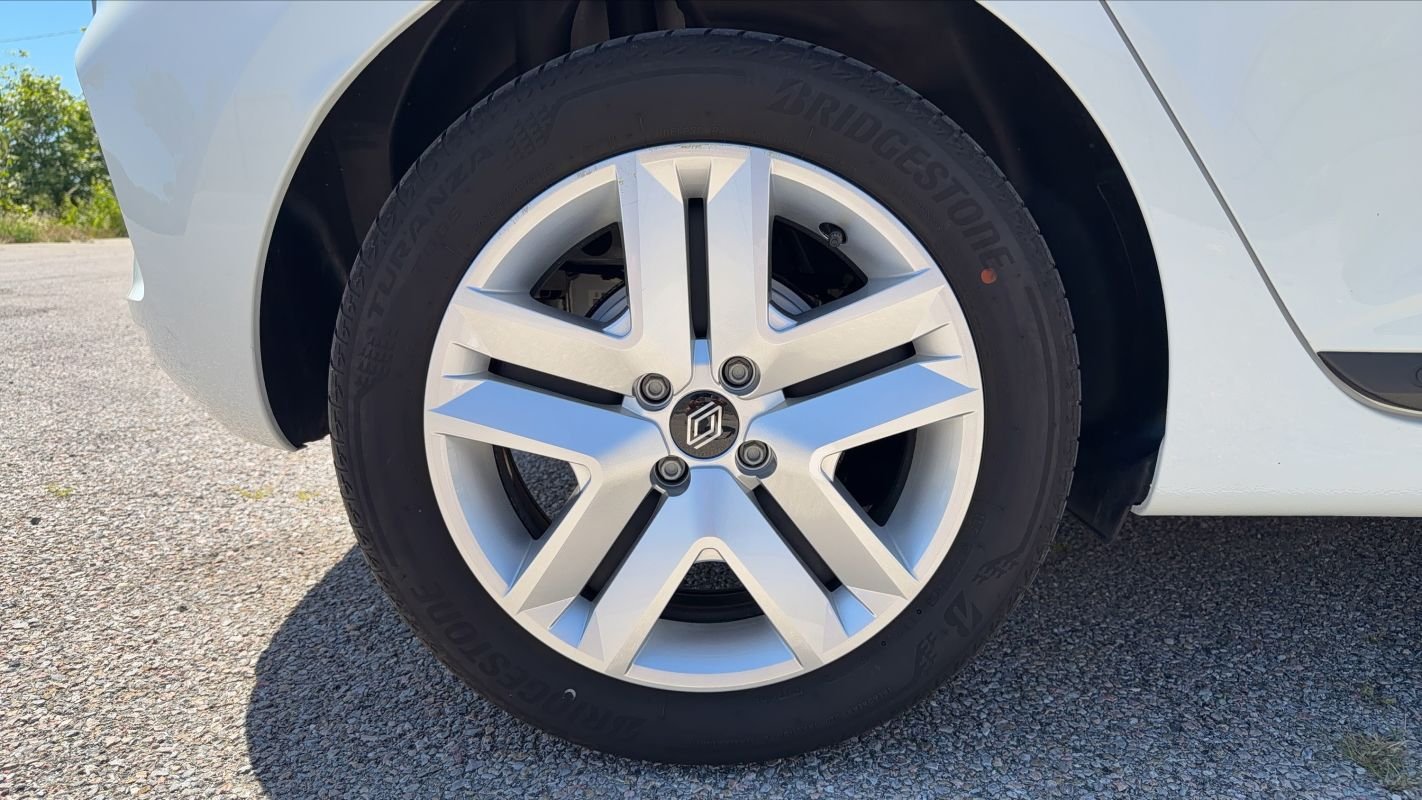 Renault Clio - Photo 16