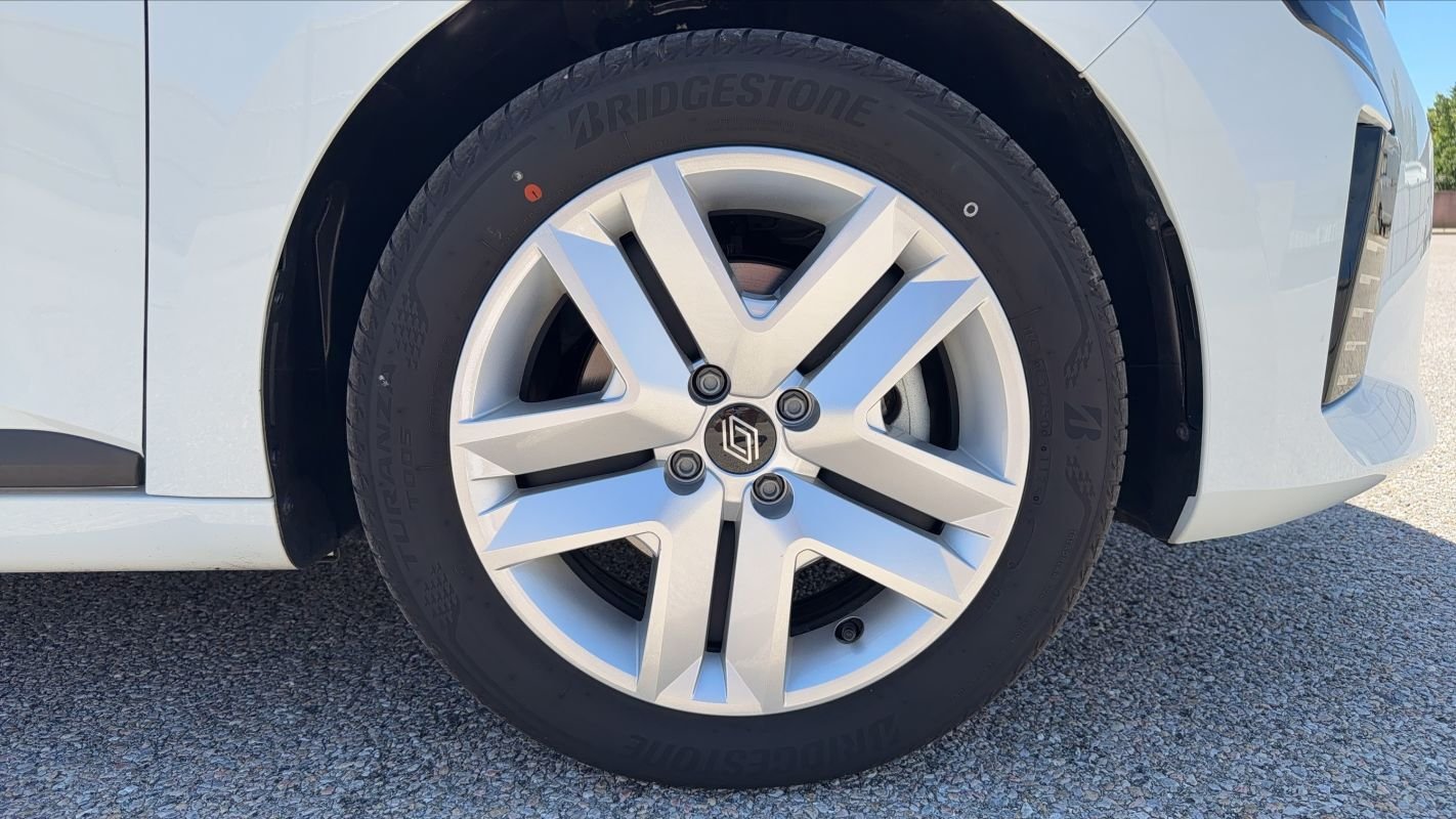 Renault Clio - Photo 17