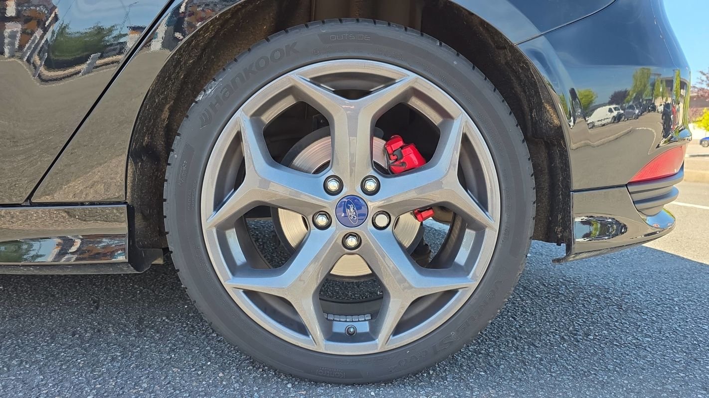 Ford Focus - Photo 19