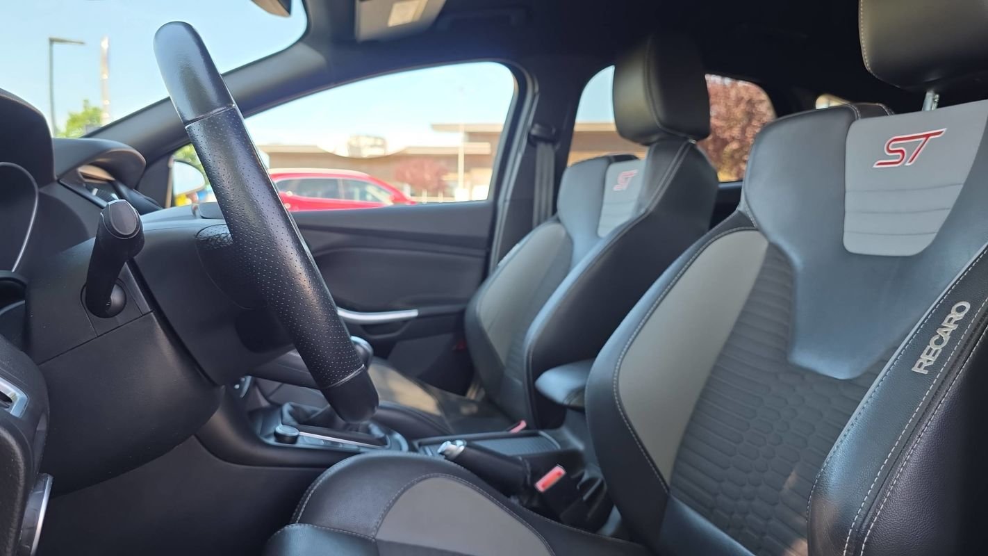 Ford Focus - Photo 25