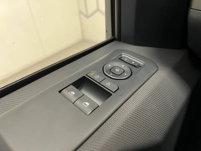 Kia PV5 - Photo 23