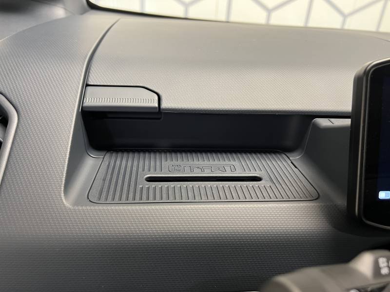 Kia PV5 - Photo 24