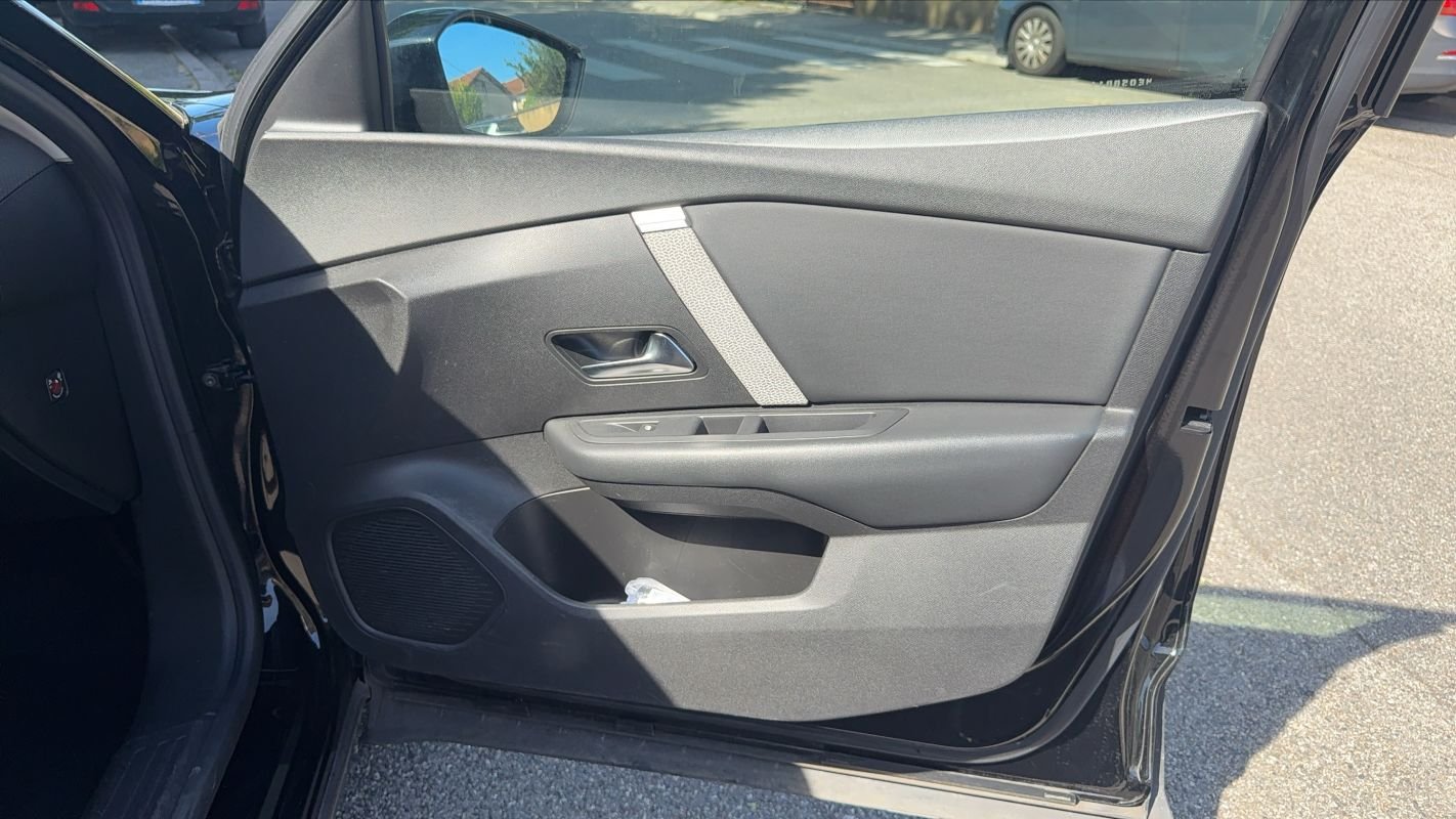 Citroën C4 - Photo 24