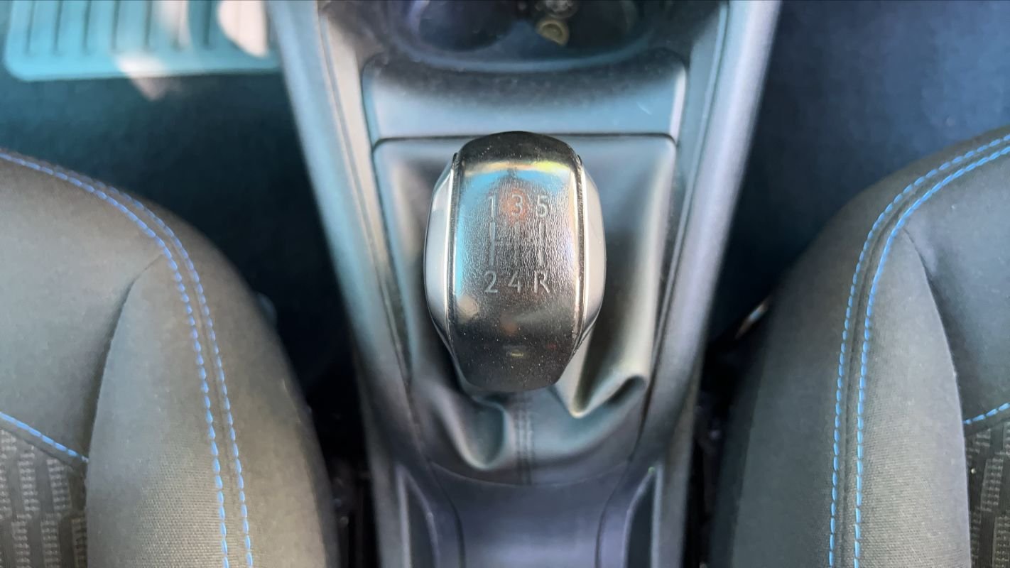 Peugeot 208 - Photo 25