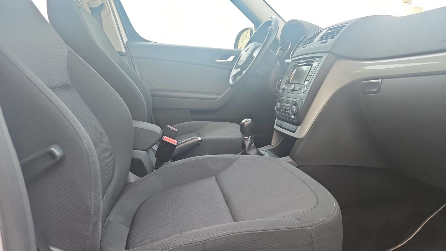 Skoda Yeti - Photo 28