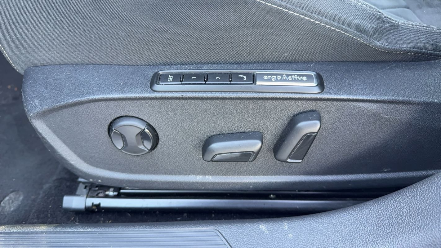 Volkswagen Golf - Photo 13