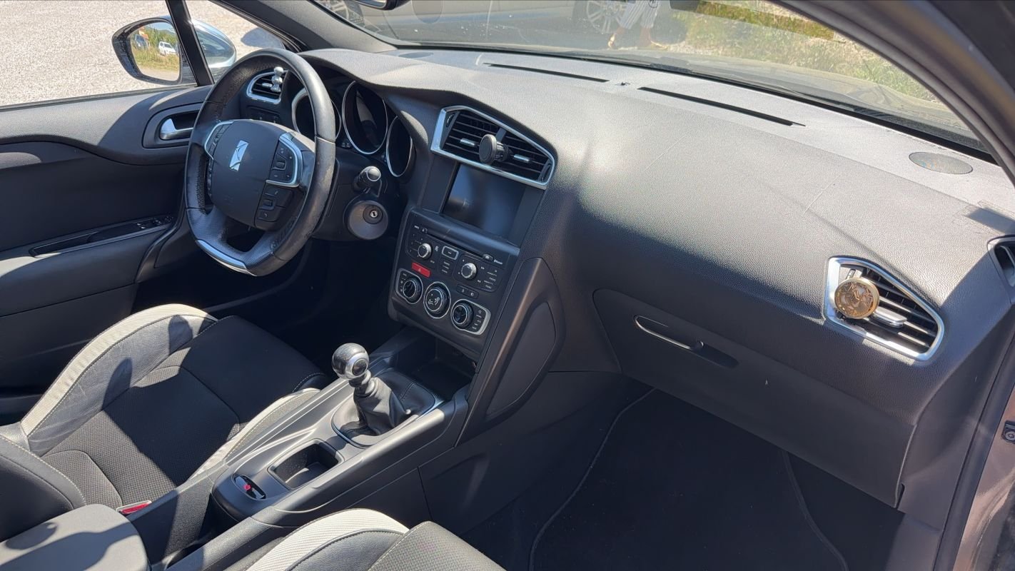 Citroën DS4 - Photo 10