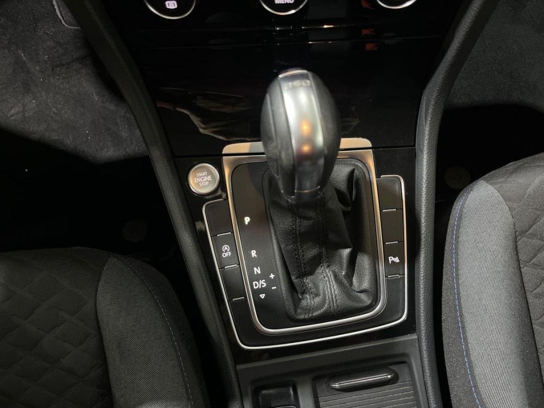 Volkswagen Golf - Photo 11