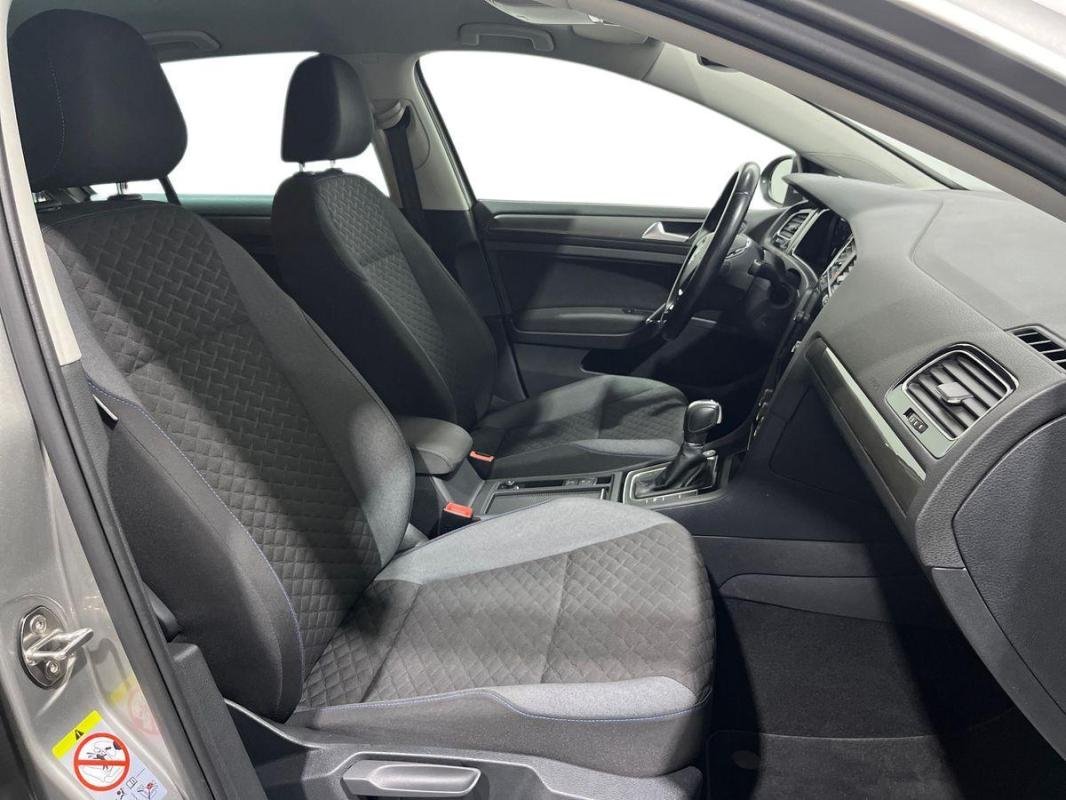 Volkswagen Golf - Photo 13