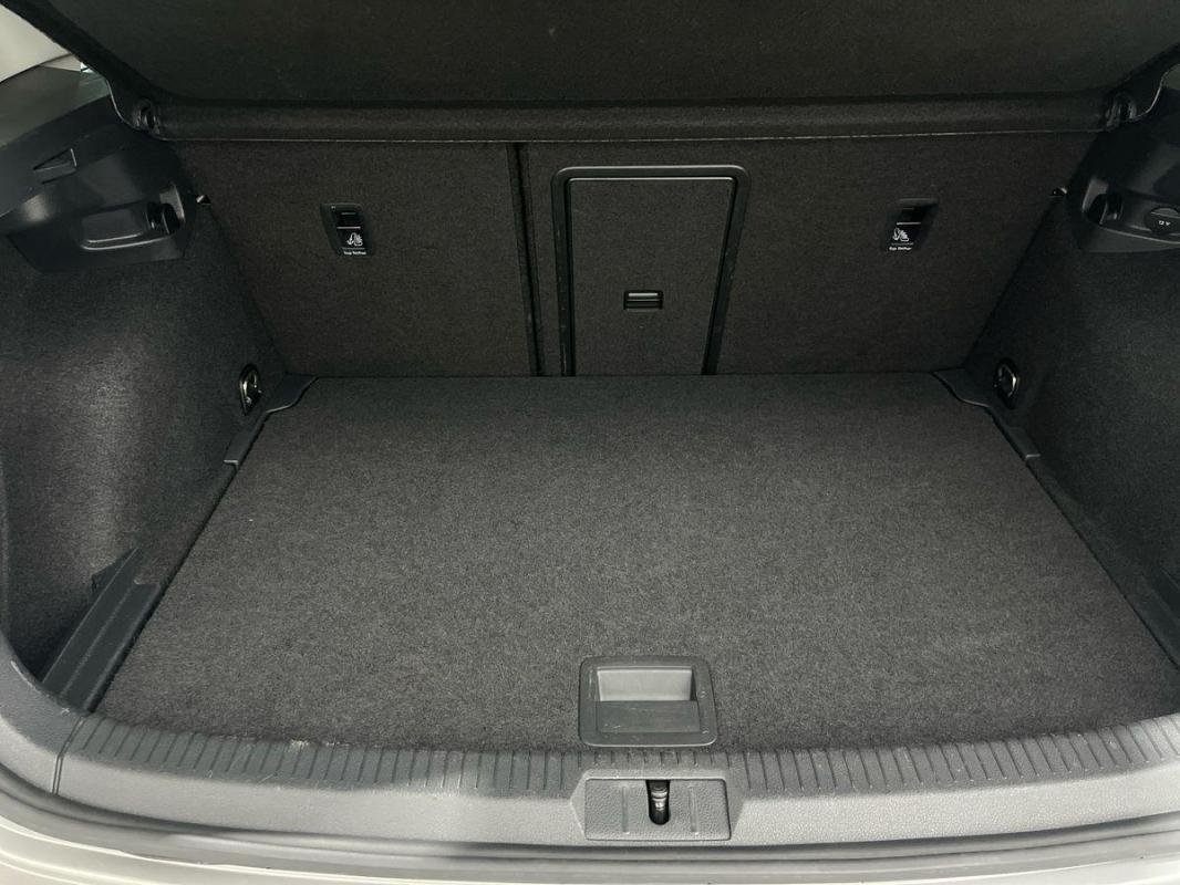 Volkswagen Golf - Photo 31